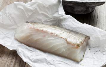 Wild cod filet with skin (boned)