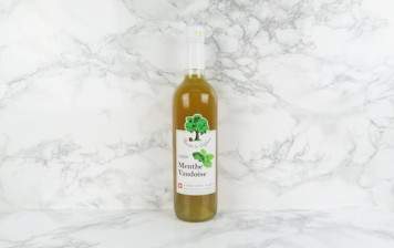 Mint syrup from Vaud
